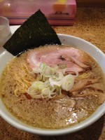 「醤油らーめん（中間）　730円」@きくちひろきの写真