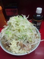 「小豚野菜マシマシニンニクマシマシ」@ラーメン二郎 中山駅前店の写真