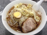 「ワンタンメン（800円）」@中華麺店 喜楽の写真