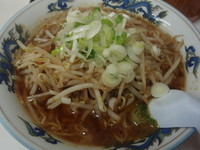 「野菜らーめん(正油)(850円)、小ライス(150円)」@元祖北海道旭川ラーメン ぺーぱんの写真