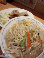 「タンカラ880円」@東京タンメン トナリ アトレ上野店の写真