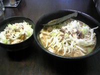 「濃厚ニンニクラーメン＋一慶ごはん」@麺屋 一慶の写真