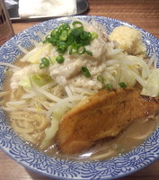 「ラーメン、ニンニク、アブラ」@ラーメン燈郎の写真