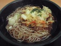 「自家製海鮮かき揚げそば　【450円】」@船堀そばの写真