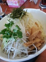 「塩つけ麺(大盛）1050円」@手打ちらーめん 満月の写真