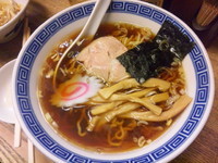 「醤油らーめん」@屋台ソバ八幡の写真