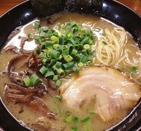 「ラーメン650円ハリガネ」@博多長浜らーめん ぼたんの写真