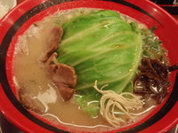 「豚そば(ハリガネ)、キャベツ、小ライス＋替玉(粉落とし）」@豚そば 成の写真