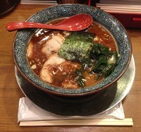 「魚豚らーめん（並）」@屯ちん 池袋西口店の写真