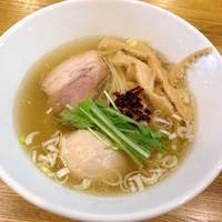 「塩ラーメン　650円　味玉　100円」@ROOSTERの写真