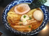 「味玉ラーメン＋大盛り、800円＋100円」@ラーメン専門 くぼ田の写真