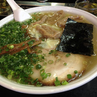 「ワンタン麺大盛り」@中華そば高はしの写真