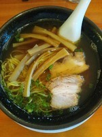 「中華そば（醤油）」@豚骨麺屋 おか田の写真