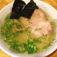 「塩ラーメン　750円」@観成の写真