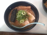 「超濃厚A級豚骨(700円)+チャーハンセット(350円)」@熱血らーめん 遊びじゃネェんだよ!の写真