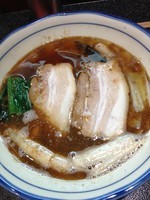 「お昼の三くセット かけ  角煮ごはん 850円」@烈志笑魚油 麺香房 三くの写真