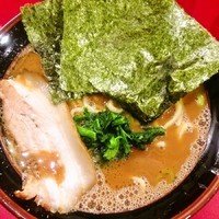 「ラーメン+ごはん」@横濱家系ラーメン 横道家の写真