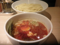 「辛つけ麺（濃厚）Ｍ　８００円」@TOKYO UNDER GROUND RAMEN 頑者の写真