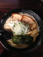 「濃厚とりにぼし」@自家製麺ほうきぼし 神田店の写真