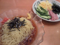 「黒酢しょうゆ冷し麺￥490」@日高屋 関内伊勢佐木モール店の写真