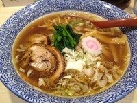 「煮干正油ラーメン：680円」@麺場 風天の写真