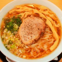 「醤油ラーメン（650円）」@麺処 絢の写真