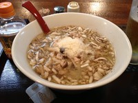 「鶏とキノコとチーズのら〜めん」@一酵やの写真