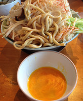 「大麺（700円）+大盛（100円）+野菜増し（100円）」@らぁめん大山 富士本店の写真