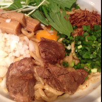 「まぜそば+大盛り」@麺処あしたかの写真