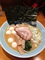 「ラーメン(醤油)＋ウズラ」@一松家の写真