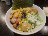 「全部入り油そば（大）＋ライス」@台湾まぜそば・油そば専門 あびすけ 西新宿7丁目店の写真