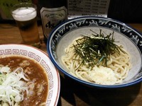 「【今月の限定】ピリ辛納豆つけ麺780円＋水餃子280円」@ラーメンアキラの写真