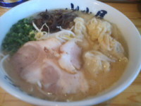 「肉玉ワンタンメン」@筑豊ラーメン 山小屋 住吉店の写真