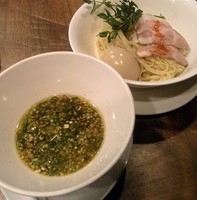 「醤油つけ麺＋半熟煮玉子」@創作麺工房 鳴龍の写真