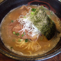 「鶏旨味そば」@つけめん。 福倉の写真