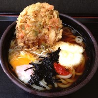 「温玉とろろ（￥400）＋かき揚げ（クーポン）」@ゆで太郎 東邦医大通り店の写真