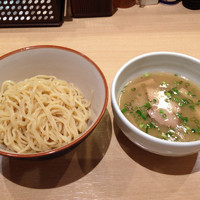「鶏つけ麺塩味750円」@支那そば 一本気 水戸店の写真