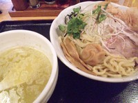 「【限定】梅塩つけめん￥780・焼豚（2枚）￥150」@中華そば 田家 本店の写真