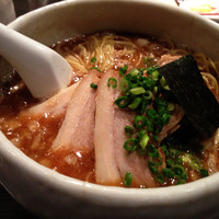 「掛け豚そば+肉まし」@俺の空 池袋店の写真