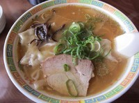「ワンタンメン（６４０円）」@横綱ラーメンの写真