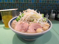 「らーめん650円　＋　特盛300円」@ラーメン107の写真