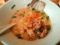 「白丸+替玉+限定切り落としチャーシュー50円」@博多一風堂 横浜西口店の写真