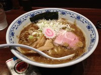 「中華そば」@煮干中華そば 鈴蘭 新宿店の写真