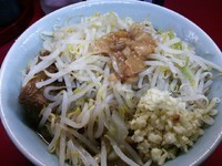 「小ラーメン　ニンニクアブラ」@蓮爾 登戸店の写真