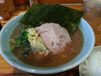 「朝ラーメン（５００円）」@横浜ラーメン 武蔵家 大井町店の写真
