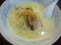 「豚骨ラーメン(600円)」@台湾家庭料理 好味来の写真