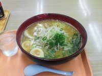 「にんたまラーメン（味噌・特盛）￥７８０円」@ゆにろーず つくば店の写真