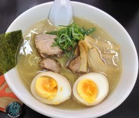 「開店サービス・塩らーめん＋味玉（￥300＋￥100）」@らーめん 味噌盛の写真