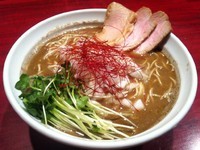 「灰汁中華（いつもの1.5倍濃度）＋麺大盛り＋薬味マシ」@灰汁中華 丿貫の写真