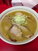 「味噌ラーメン + 半熟玉子」@札幌焼き味噌ラーメン みずきの写真